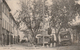 ZY 121-(83) LE BEAUSSET - LA PLACE - VESPASIENNE - 2 SCANS - Le Beausset