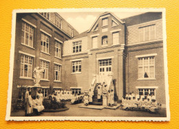 MICHELBEKE  -    Kostschool Voor Juffrouwen En Knapen. Voorgevel Der Beroep, Handel En Landbouwschool - Brakel