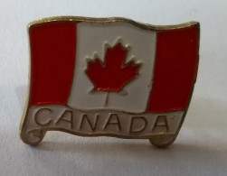Pin's Drapeau Canada - Other & Unclassified
