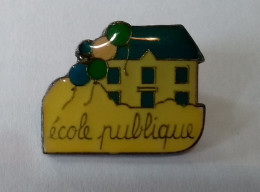 Pin's école Publique - Amministrazioni