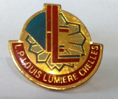 Pin's LP Louis Lumière Chelles - Administraties