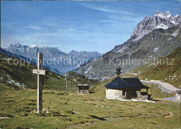 11904273 Klausenpass Mit Kapelle Kreuz Und Schaechentaler Windgaelle Klausenpass - Otros & Sin Clasificación