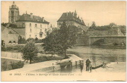 39 DOLE. Ecluse, Barrage Et Ecole Jeanne D'Arc. Pêcheurs à La Ligne - Dole