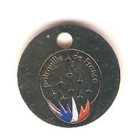 JETON DE CADDIE PATROUILLE DE FRANCE Verso 1€ DORE MAL RENDU PAR LE SCAN - Trolley Token/Shopping Trolley Chip