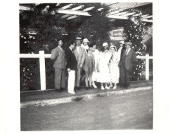 Francia 1934, Gruppo Di Turisti In Posa, Fotografia Epoca, Vintage Foto - Plaatsen