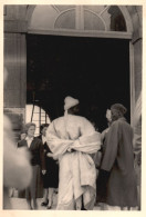 Francia 1956, Château De Versailles, Ospiti, Foto Epoca, Vintage Photo - Plaatsen