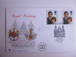 GREAT BRITAIN SG 1160-61 ROYAL WEDDING   FDC ST PAUL'S CATHDRAL LONDON - Sin Clasificación