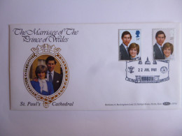 GREAT BRITAIN SG 1160-61 ROYAL WEDDING   FDC ST PAUL'SLONDON - Sin Clasificación