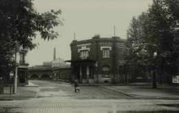 Reproduction - A Identifier - "Encore Debout Mais Plus S.N.C.F." - Treni