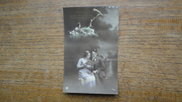 Ancienne Carte  , Un Couple , Chant D'amour - Parejas