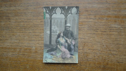 Carte Assez Rare , Ancienne Carte  , Une Visite Au Harem - Coppie