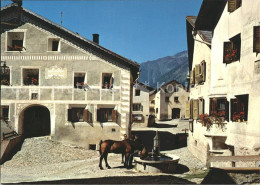 11887033 Guarda Inn Dorfplatz Pferd Brunnen Guarda - Autres & Non Classés