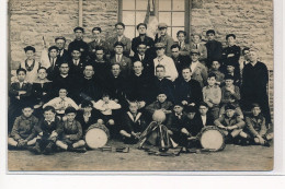 CARTE PHOTO A LOCALISER : Club De Sport, Fanfare - Etat - Photos