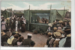 BERCK-PLAGE : Théâtre De Guignol Sur La Plage - Très Bon état - Berck