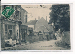 AUZANCES : Rue St-Jacques - Très Bon état - Auzances