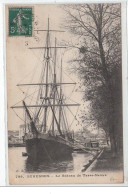 SURESNES : Le Bateau De Terre-Neuve - Très Bon état - Suresnes