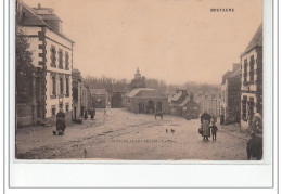 SAINT NICOLAS DU PELEM - La Place - Très Bon état - Saint-Nicolas-du-Pélem