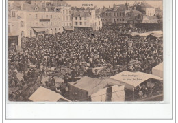 REDON - Place Bretagne Un Jour De Fête - Très Bon état - Redon