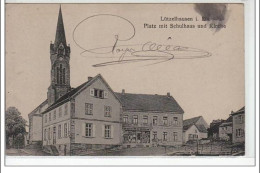 LÜTZELHAUSEN - La Place Avec Les écoles Et L'église - Très Bon état - Other & Unclassified