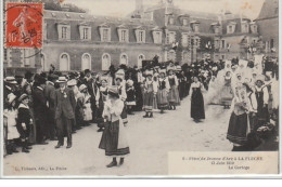 LA FLECHE - Fêtes De Jeanne D'Arc - 12 Juin 1910 - Le Cortège - état (un Coin Plié Et Une Tache) - Altri & Non Classificati