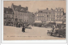 LAIGLE : Place De La Halle Et L'hôtel Du Dauphin - Très Bon état - L'Aigle