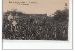 LA CHAMPAGNE ILLUSTREE - Les Vendanges - Un Ordon - La Cueillette - état (traces Au Dos) - Epernay