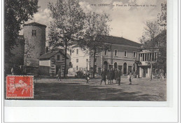 GANNAT - Place Du Petit Cours Et La Halle - Très Bon état - Otros & Sin Clasificación