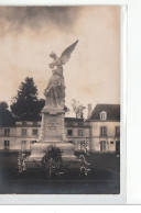 CHATEAU DU LOIR - CARTE PHOTO - Monument Aux Morts - Très Bon état - Chateau Du Loir