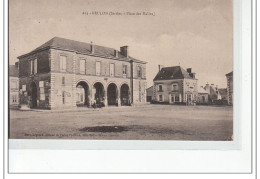 BRULON - La Place Des Halles - Très Bon état - Brulon