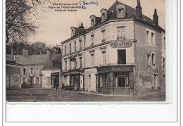 CHATEAU DU LOIR - Place De L'Hôtel De Ville - Très Bon état - Chateau Du Loir