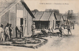 AA+ -(10) MAILLY LE CAMP - PREPARATION A LA REVUE - ANIMATION - SOLDATS , MILITAIRES - Mailly-le-Camp