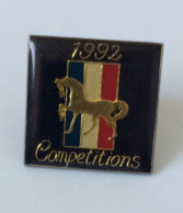 Pin's 1992 Compétitions équestre - Autres & Non Classés