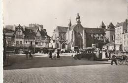 AA+ 28-(22) SAINT BRIEUC - PLACE DE GOUET ET LA CATHEDRALE - ANIMATION - AUTOBUS - Saint-Brieuc