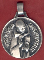 ** MEDAILLE  N. D.  Du  OUI ** - Godsdienst & Esoterisme