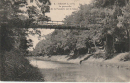 AA+ 48-(35) REDON - LA PASSERELLE DE LA FONDERIE SUR LE CANAL - Redon