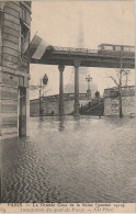 AA+ 101-(75) CRUE DE LA SEINE 1910 - INONDATION DU QUAI DE PASSY - De Overstroming Van 1910