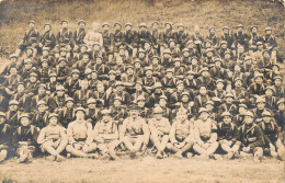 Militaria Carte Photo Peloton D'eleves Caporaux Champ De Tir Sens 1920 - Regimientos