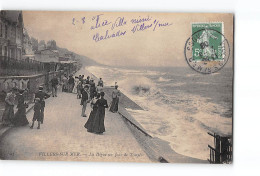 VILLERS SUR MER - La Digue Un Jour De Tempête - Très Bon état - Villers Sur Mer