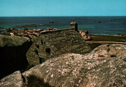 CPM - KERLOUAN - Maison De Pierre Dans Les Rochers De Menez-Ham - Edition Jos Le Doaré - Kerlouan