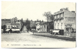 VAUCRESSON - Rond Point De La Gare - Vaucresson