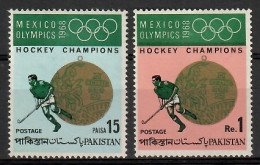 Pakistan 1969 Mi 269-270 MNH  (ZS8 PKS269-270) - Hockey (Veld)