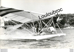 TRAVERSEE EN ULM DU GOLF DE SAINT TROPEZ RECORD DE HARRY SECRETAIRE DE GUNTHER SACHS PHOTO AGENCE  ANGELI 27 X 18CM Ref5 - Aviation