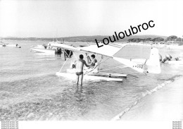 TRAVERSEE EN ULM DU GOLF DE SAINT TROPEZ RECORD DE HARRY SECRETAIRE DE GUNTHER SACHS PHOTO AGENCE  ANGELI 27 X 18CM Ref8 - Aviation