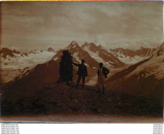 MASSIF DES AIGUILLES ROUGES 2 ALPINISTES ET UN CAIRN DEVENT GLACIER D'ARGENTIERE PHOTO 12X9CM - Orte