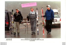 LE PRINCE CHARLES AVEC SES ENFANTS HARRY ET WILLIAM A KLOSTERS  04/2000 PHOTO DE PRESSE AGENCE  ANGELI 27 X 18 CM Ref2 - Berühmtheiten