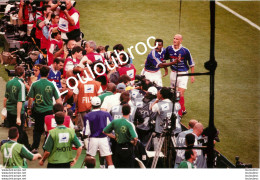 FINALE DE LA COUPE DU MONDE 1998 PHOTO DE PRESSE AGENCE  ANGELI 27 X 18 CM Ref4 - Sports