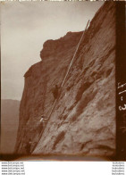 ALPINISME ASCENSION DANS LES ALPES FRANCE OU SUISSE ANNEE 1900 PHOTO ORIGINALE 13 X 10 CM  M9 - Plaatsen