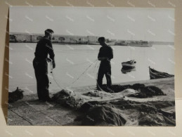 Italia Foto Sailors Pescatori MOLA DI BARI 1965 - Europe