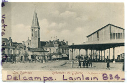 - Rabastens De Bigorre - ( H. - Pyr. ), La Place Et Le Hall, Animation, Peu Courante, Enfants, Non écrite, TTBE. - Rabastens De Bigorre