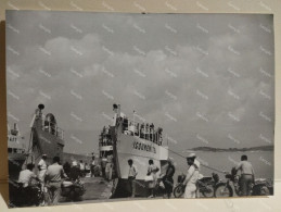 Greece 1966 Photo CORFU Boat Motorcycles - Europa